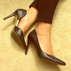 8.5 classic black heel